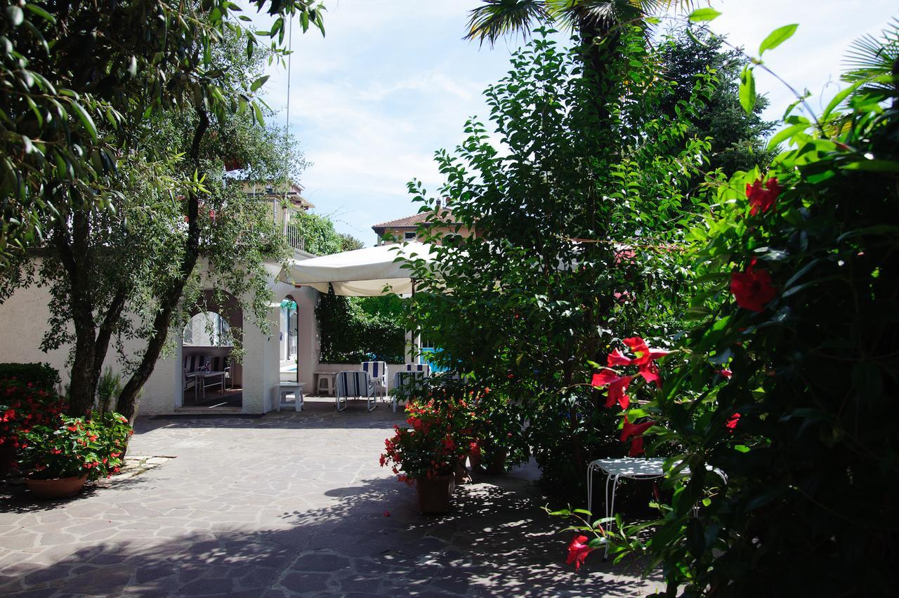 Hotel Nautic B&B Беллария-Иджеа-Марина Экстерьер фото